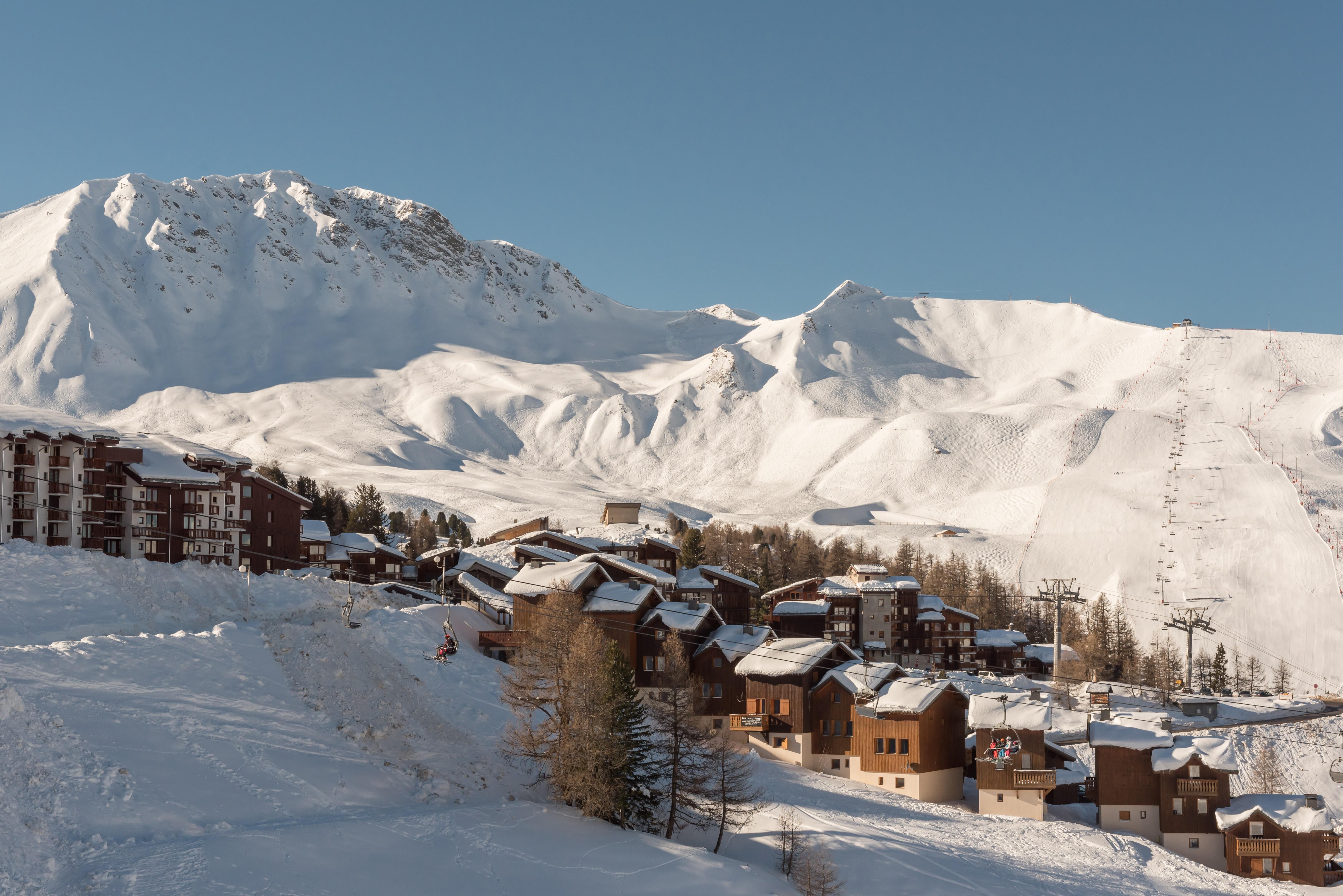 لا بلاني Residence Pierre & Vacances Le Mont Soleil المظهر الخارجي الصورة